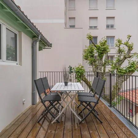 Apartman La Thibaudiere - Appt En Centre-ville *